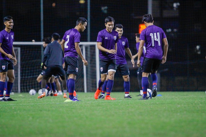U23 Thái Lan 'rớt' tiền vệ công trước trận với U23 Việt Nam - ảnh 8