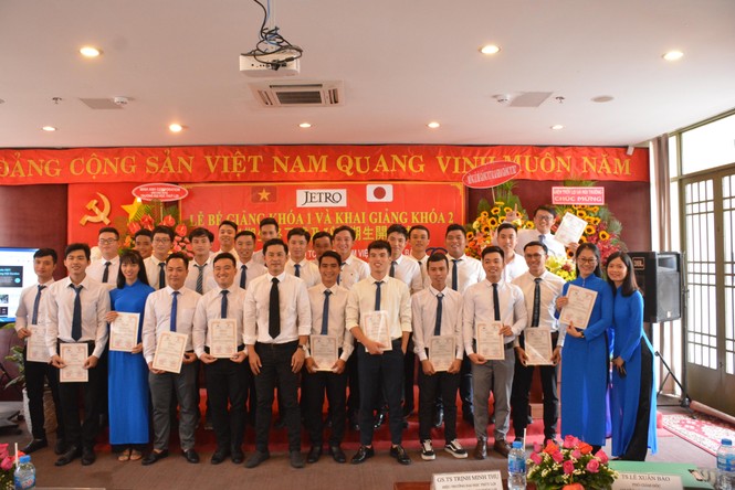 Đại học Thủy Lợi bế giảng khóa đầu tiên chương trình kỹ sư làm việc tại Nhật - ảnh 1
