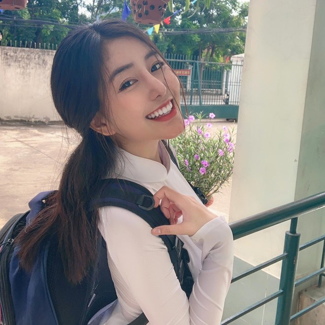 Loạt hot girl sinh năm 2001 đang ôn tập cho kỳ thi THPT quốc gia - ảnh 12