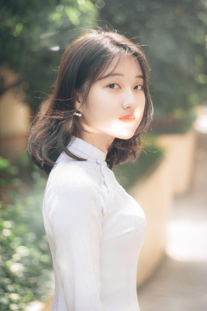 Loạt hot girl sinh năm 2001 đang ôn tập cho kỳ thi THPT quốc gia - ảnh 3