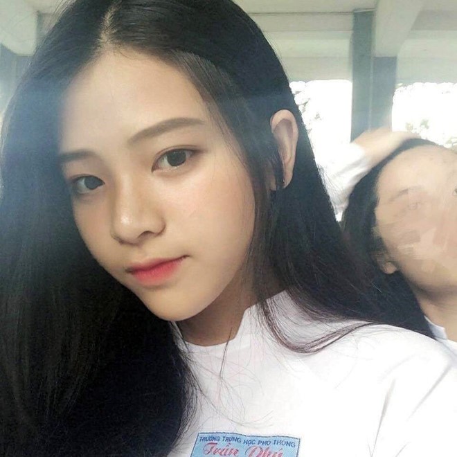Loạt hot girl sinh năm 2001 đang ôn tập cho kỳ thi THPT quốc gia - ảnh 6