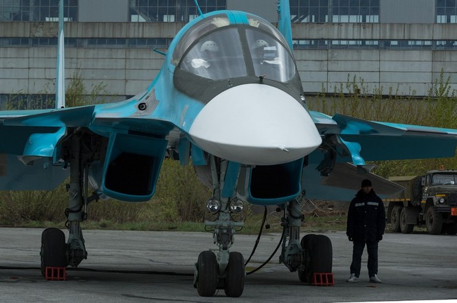 Vào nơi khai sinh ‘xe tăng bay’ Su-34 - ảnh 17