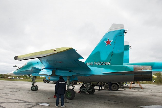 Vào nơi khai sinh ‘xe tăng bay’ Su-34 - ảnh 19