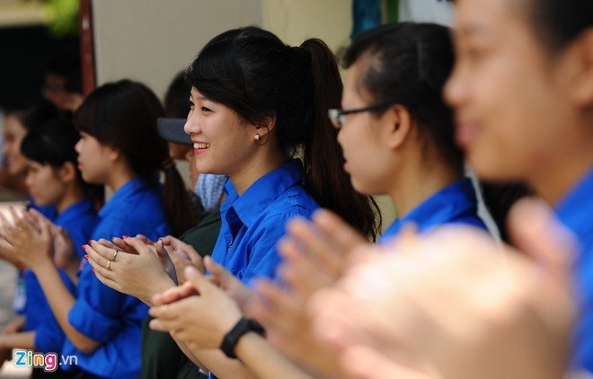 Dàn nữ sinh tình nguyện xinh đẹp của HV Hành chính - ảnh 4