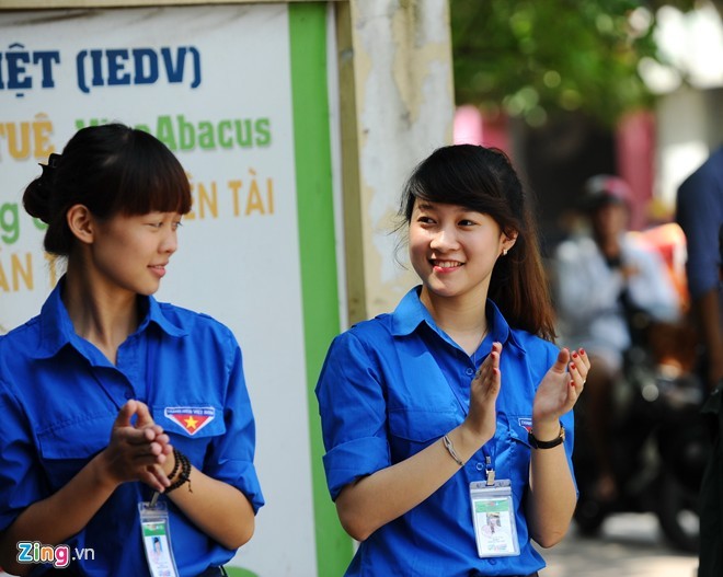 Dàn nữ sinh tình nguyện xinh đẹp của HV Hành chính - ảnh 5