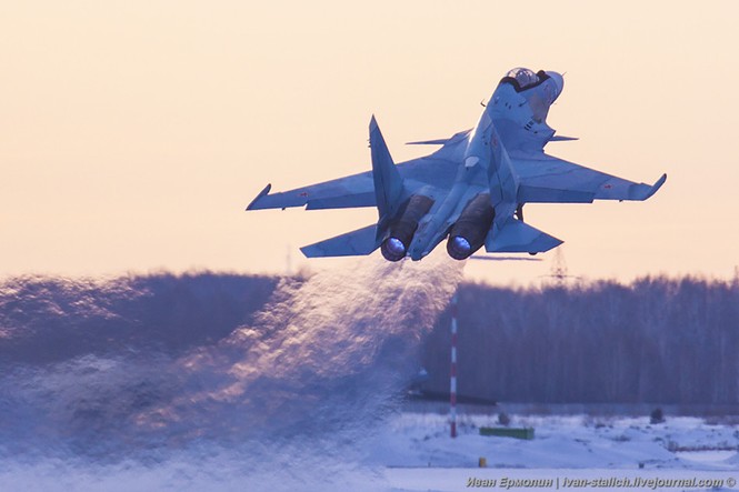 Nga bất ngờ đưa thêm tiêm kích Su-30SM tới miền Nam - ảnh 13
