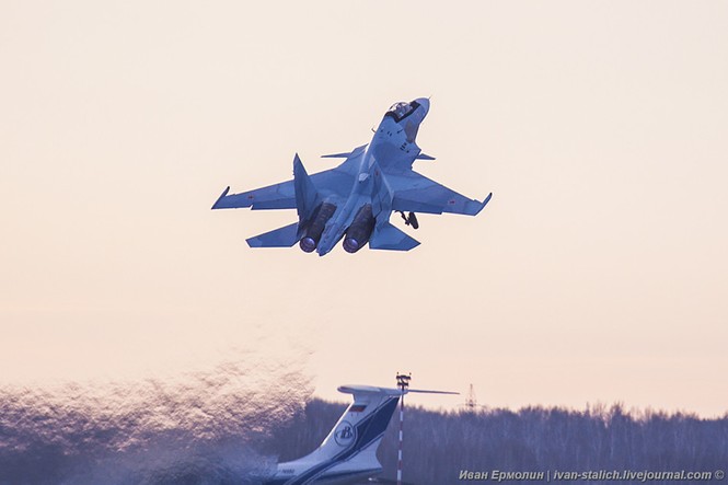 Nga bất ngờ đưa thêm tiêm kích Su-30SM tới miền Nam - ảnh 14