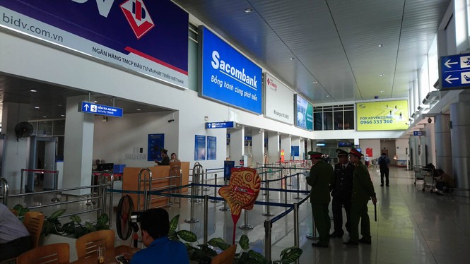 Sân bay Phú Bài trước giờ đón Nhà vua và Hoàng hậu Nhật Bản - ảnh 1