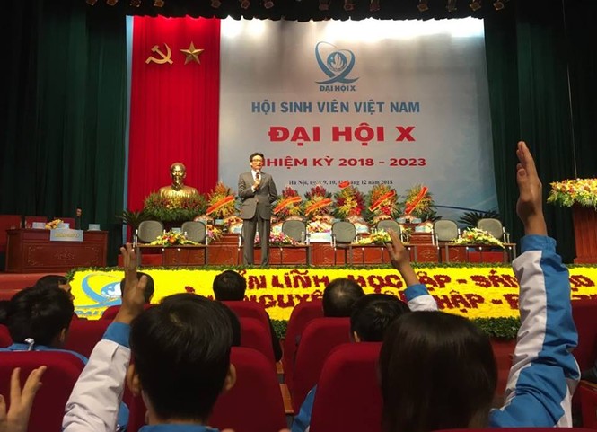 Phó Thủ tướng Vũ Đức Đam đối thoại với đại biểu Hội Sinh viên - ảnh 4