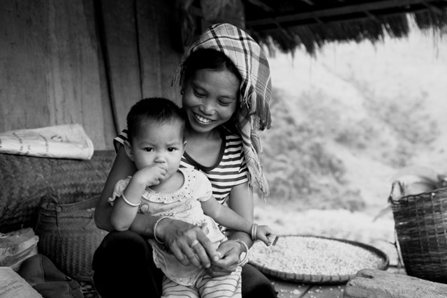 Ám ảnh nụ cười em bé Khoen On - ảnh 5