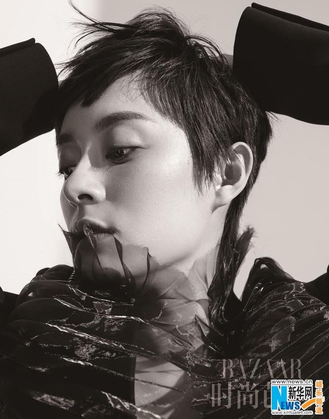 Tôn Lệ đẹp khác lạ trên tạp chí Harper's Bazaar - ảnh 4