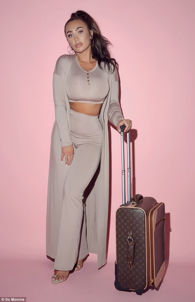 Thân hình 'nảy lửa' của Lauren Goodger khiến cánh mày phải xuýt xoa - ảnh 8