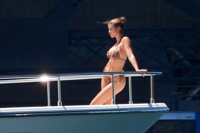 Sofia Richie diện bikini bé xíu khoe vóc dáng tuyệt đẹp - ảnh 5