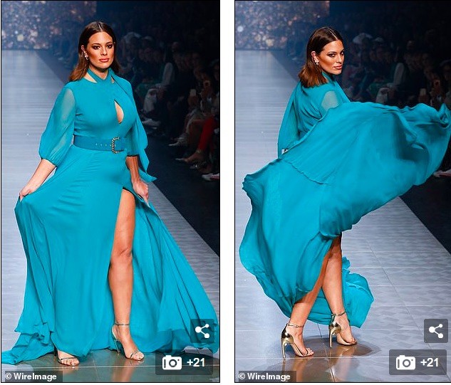 Siêu mẫu ngoại cỡ Ashley Graham phô dáng cực quyến rũ trên sàn catwalk - ảnh 4