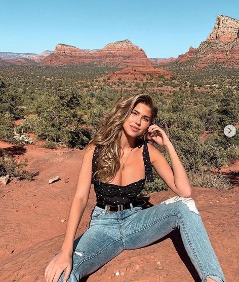 Kara Del Toro liên tục tung ảnh khoe ngực đầy 'bỏng mắt' - ảnh 4