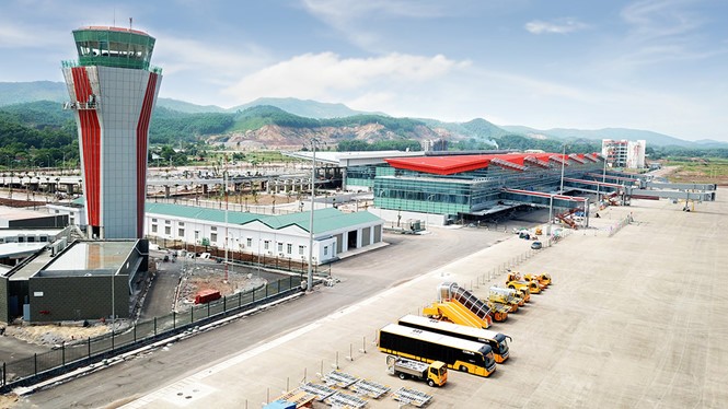 Sau Vietnam Airlines, VietJet Air sẽ mở đường bay ở Vân Đồn - ảnh 1
