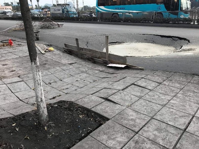 “Hố tử thần” xuất hiện giữa quốc lộ 18 - ảnh 4