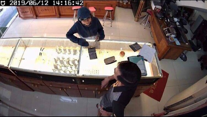 Dân mạng lùng sục