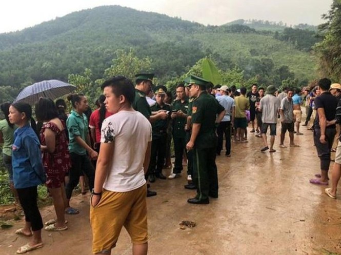 Vụ lật xe khách ở Quảng Ninh, 2 hành khách tử vong - ảnh 2