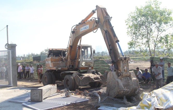 Nha Trang: Xây dựng trái phép, 45 ngôi nhà bị giải tỏa - ảnh 3