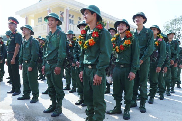 Bình Dương: Chiến sĩ nhập ngũ đều là Đảng viên và Đoàn viên - ảnh 1