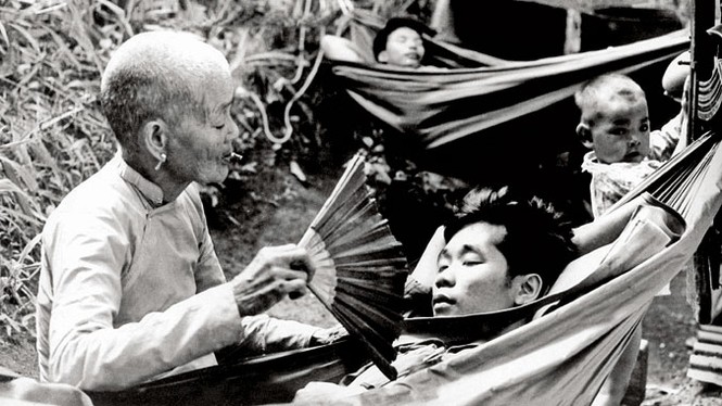 Hai tuyến đường Hồ Chí Minh - hai kỳ công chiến lược - ảnh 2