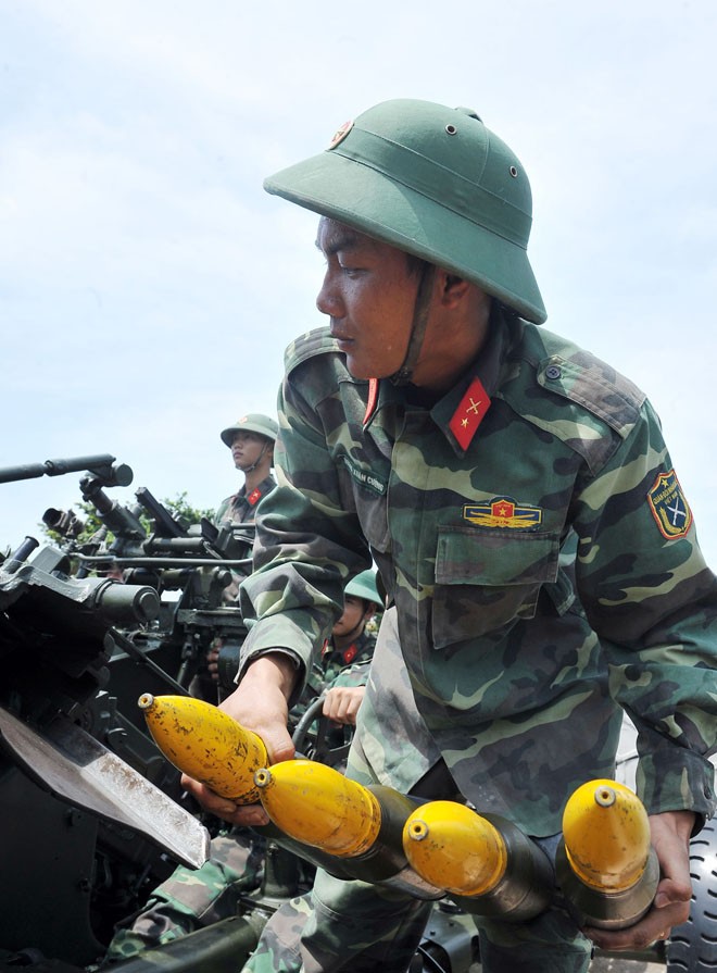 Xem lính phòng không sẵn sàng chiến đấu - ảnh 4