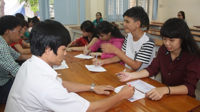 Tuyển sinh ĐH, CĐ 2015: Không thay đổi, nhiều trường sẽ 'chết' - ảnh 1