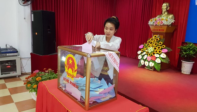 Cảm xúc cử tri trẻ - ảnh 3