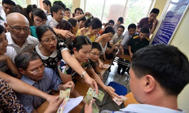 Tuyển sinh đầu cấp qua mạng: Phụ huynh lúng túng - ảnh 1