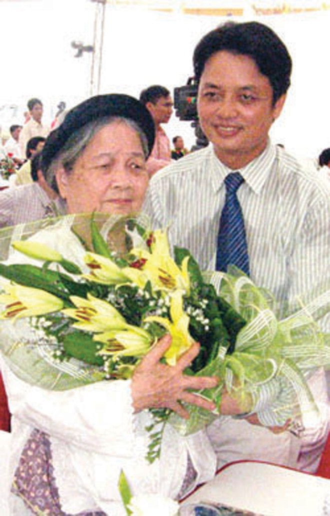 Tôi muốn trở thành người… bình thường - ảnh 1