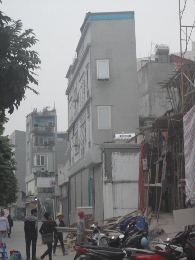 Nhà siêu mỏng trên đường mới - ảnh 1