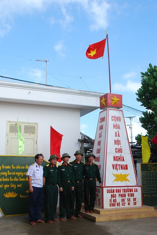Trường Sa có đảo Phan Vinh - ảnh 1