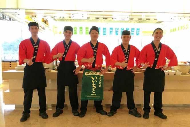 Đầu bếp năm sao đi ra từ làng - ảnh 2