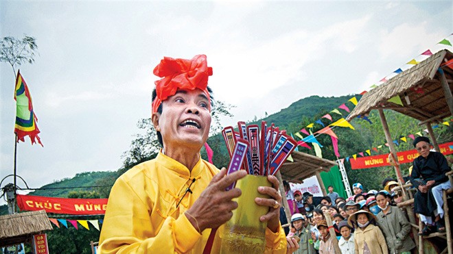Trò quê phai nhạt - ảnh 1