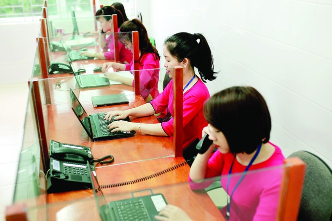 Chuyên nghiệp trong phong cách phục vụ người bệnh - ảnh 1