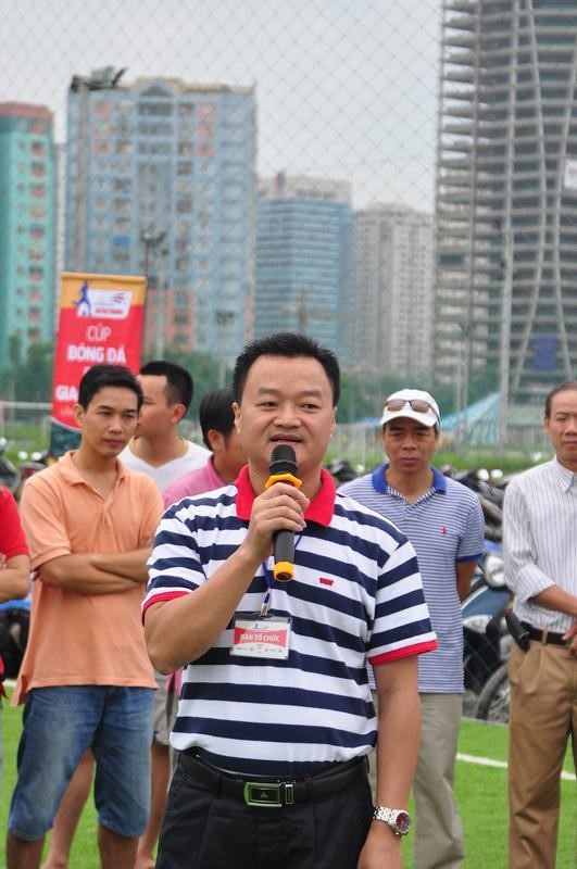 Sôi động Giải bóng đá Báo Giao thông mở rộng 2014 - ảnh 3