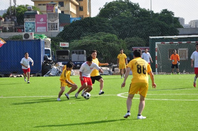 Sôi động Giải bóng đá Báo Giao thông mở rộng 2014 - ảnh 6