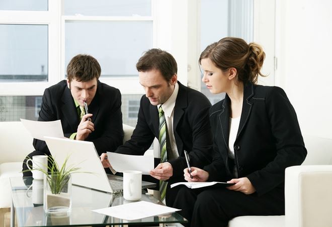 Lao động nước ngoài vào Việt Nam tăng nhanh, hưởng lương cao - ảnh 1