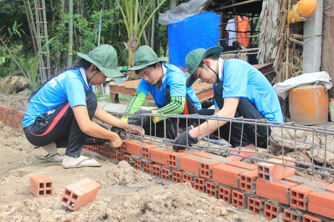 Sinh viên và những câu chuyện đẹp - ảnh 1