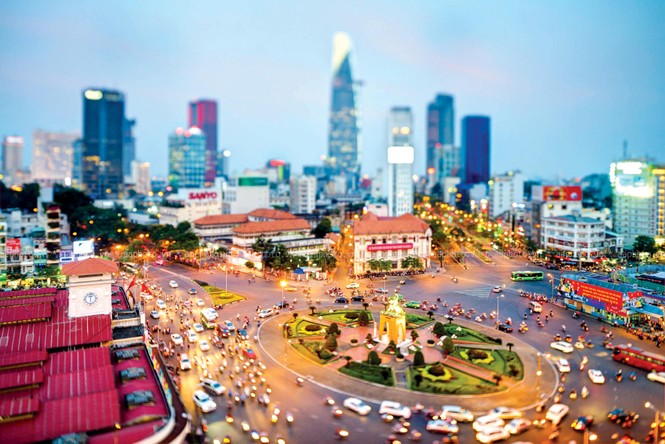 Đốt nén trầm hương ngày đại lễ 30/4, suy ngẫm về vận hội đất nước - ảnh 2