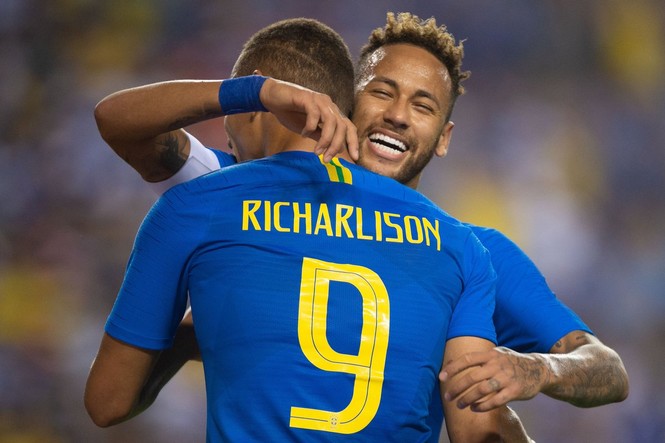 Sao lạ che mờ Neymar, Brazil đại thắng 5-0 - ảnh 1
