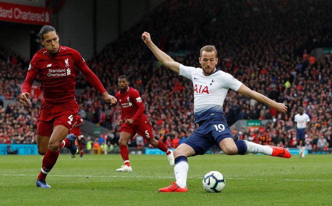 Thắng kịch tính Tottenham, Liverpool tái chiếm ngôi đầu Ngoại hạng Anh - ảnh 11