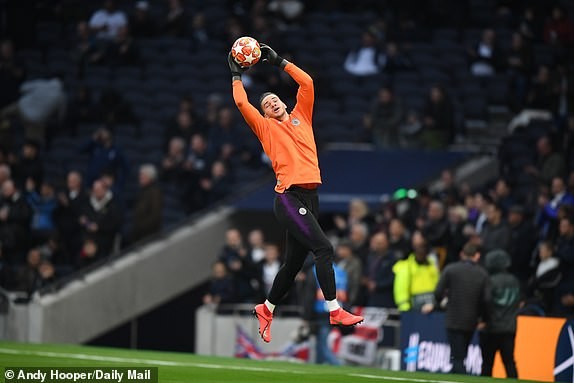 Sao Hàn Quốc tỏa sáng, Tottenham quật ngã Man City - ảnh 10
