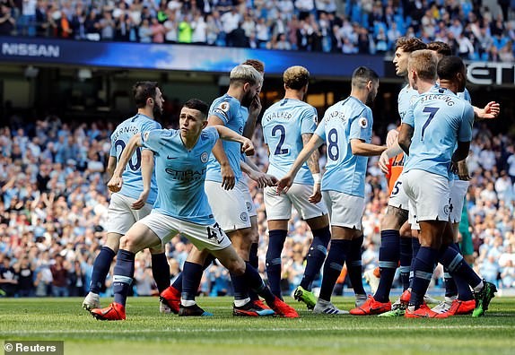Hạ Tottenham 1-0, Man City tái chiếm ngôi đầu bảng - ảnh 12