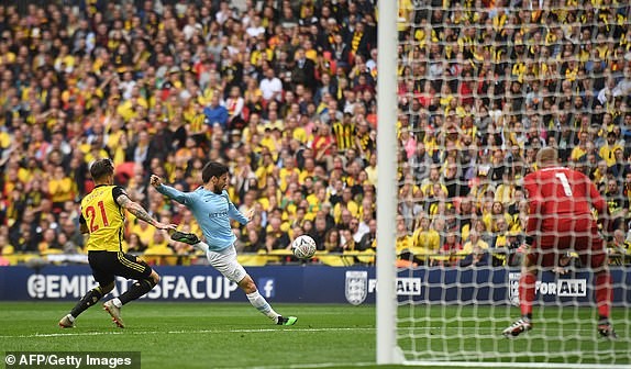 Man City vs Watford: 'Cú ăn ba' cho Man xanh - ảnh 8