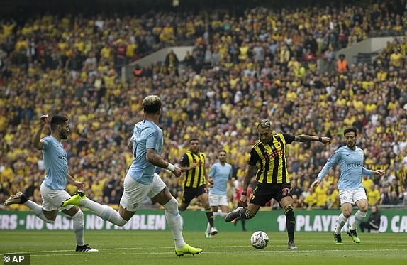 Man City vs Watford: 'Cú ăn ba' cho Man xanh - ảnh 5
