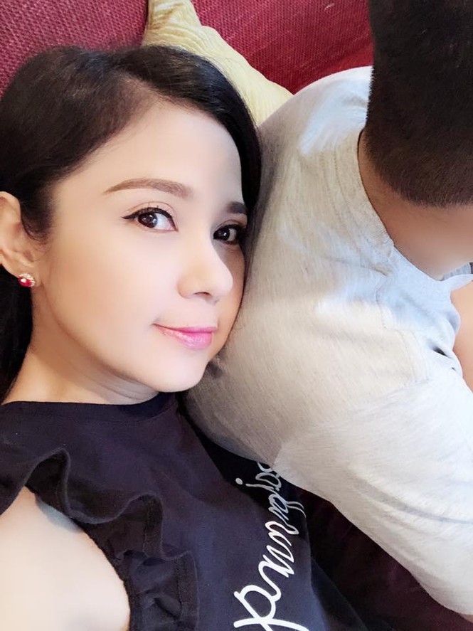Người đàn ông bí ẩn không bao giờ phản bội Việt Trinh là ai? - ảnh 1
