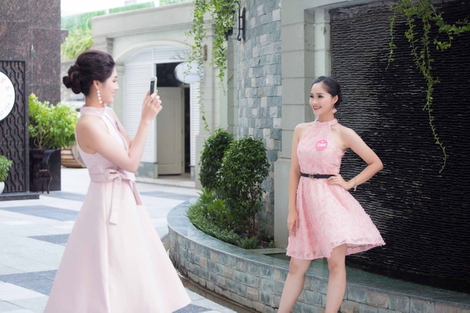 Thí sinh HHVN 'mê mẩn' không gian sân vườn của Léman Luxury Apartments - ảnh 4