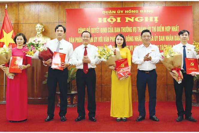 Kiện toàn tổ chức, nhân sự 4 tỉnh thành - ảnh 1